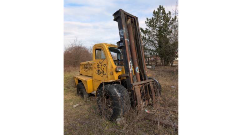 rough terrain forklift